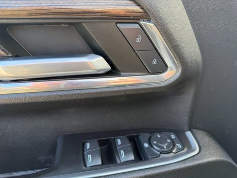 Used 2024 Chevrolet Silverado 2500 LT image 18