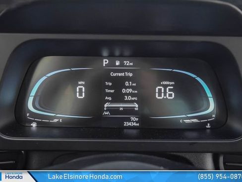 Used 2025 Hyundai Elantra Sport FWD image 26