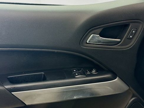 Used 2021 Chevrolet Colorado LT w/ Fleet Safety Package image 17