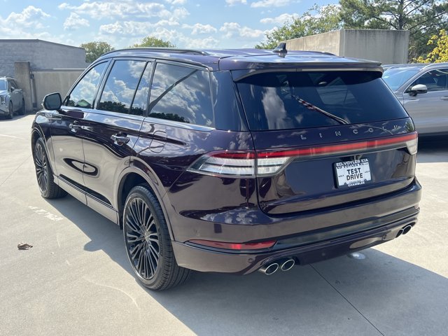 Used 2023 Lincoln Aviator Black Label w/ Dynamic Handling Package AWD/4WD image 8