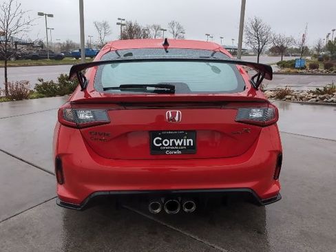 Used 2024 Honda Civic Type R image 7