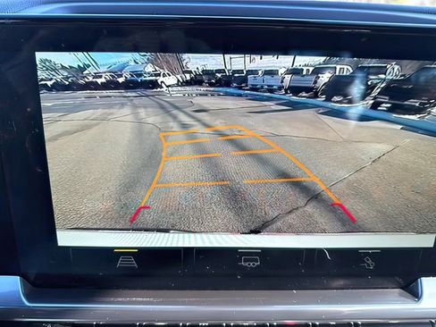 Used 2024 Chevrolet Silverado 1500 LT Trail Boss w/ Convenience Package II image 28