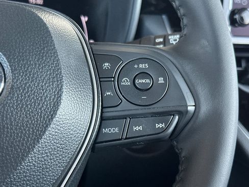 Certified 2026 Toyota Corolla Cross LE image 29