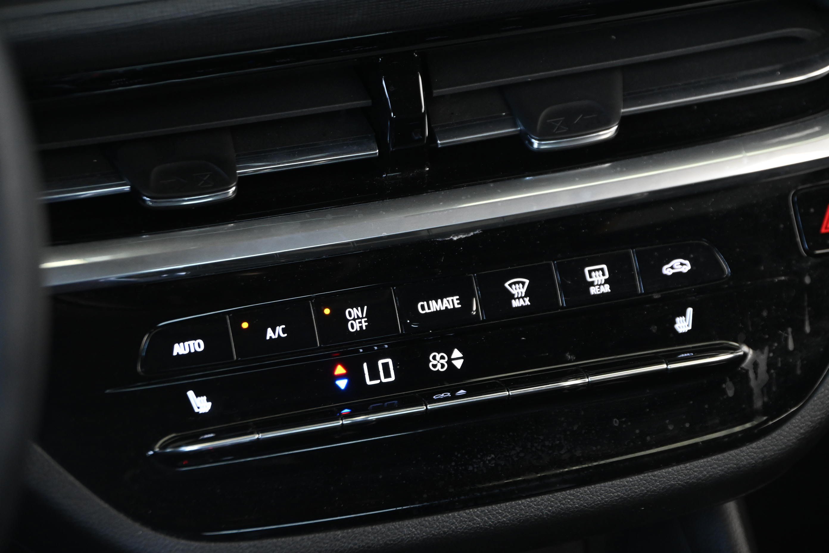 Used 2024 Buick Envista Avenir FWD image 18