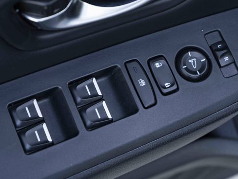 Used 2023 Honda Pilot Touring image 39