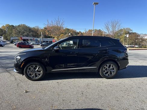 Used 2023 Kia Sportage SX image 9