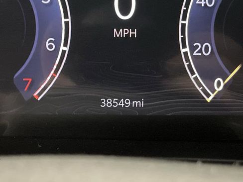 Used 2023 Jeep Grand Cherokee L Laredo image 13