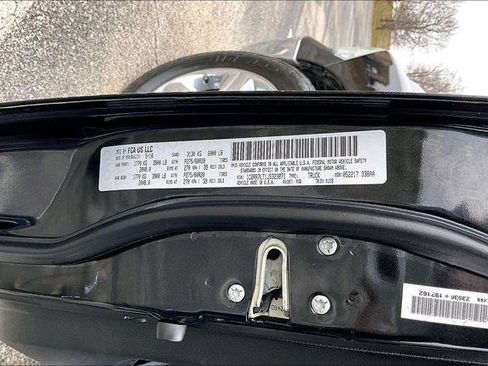 Used 2018 RAM 1500 Big Horn image 21