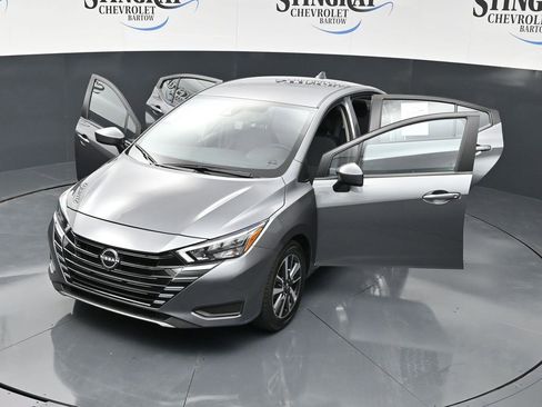 Used 2025 Nissan Versa SV FWD image 26