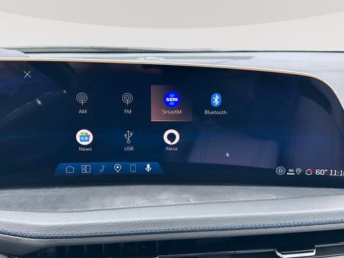 Used 2025 Cadillac XT4 Sport AWD/4WD image 11