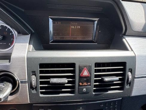 Used 2011 Mercedes-Benz GLK 350 2WD image 43