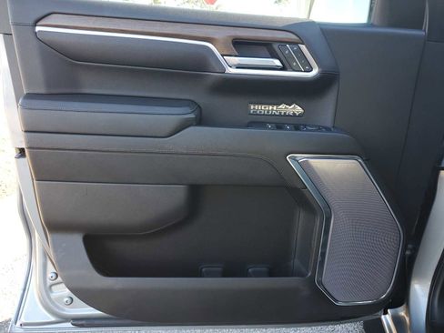 Certified 2023 Chevrolet Silverado 1500 High Country image 15