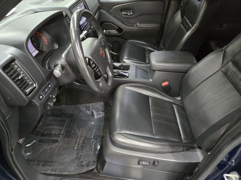 Used 2022 Nissan Frontier PRO-4X w/ Pro-4X Premium Package image 7