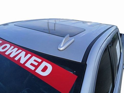 Used 2021 GMC Sierra 1500 SLT image 12