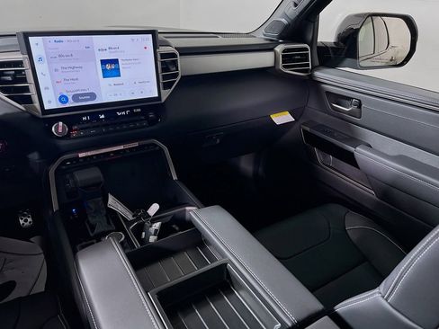 New 2026 Toyota Tundra Limited image 18