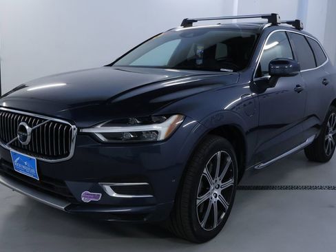 Used 2019 Volvo XC60 T8 Inscription w/ Advanced Package image 3