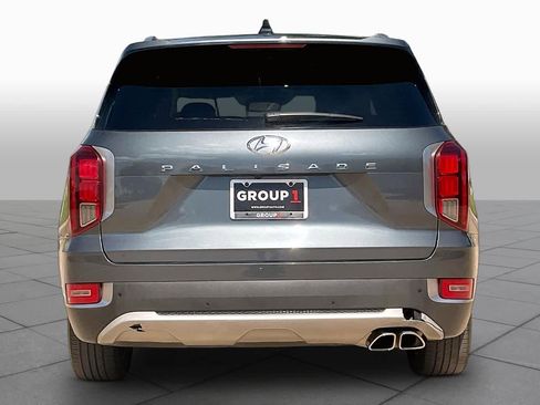 Used 2022 Hyundai Palisade SEL w/ Premium Package FWD image 5