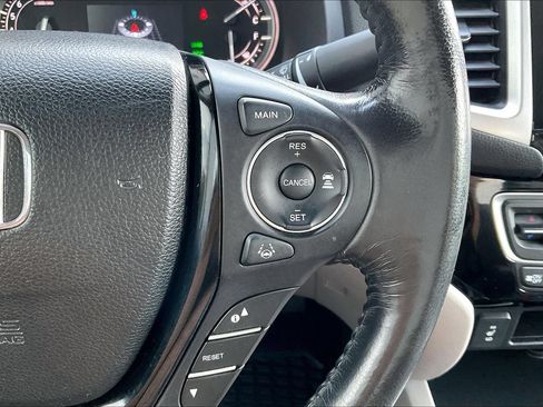 Used 2019 Honda Ridgeline RTL-E image 11