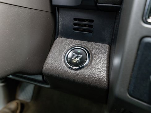 Used 2018 Ford Expedition Max XLT w/ Equipment Group 202A image 30