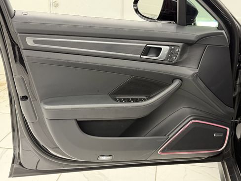 Certified 2023 Porsche Panamera 4 Platinum Edition AWD/4WD image 28