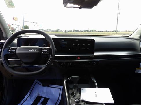 New 2026 Kia Sorento LX image 11