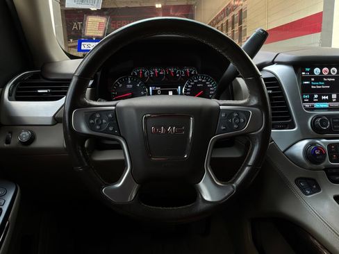 Used 2019 GMC Yukon SLT w/ Premium Edition RWD image 39