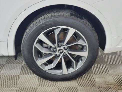 Certified 2023 Audi Q5 2.0T Premium Plus image 19