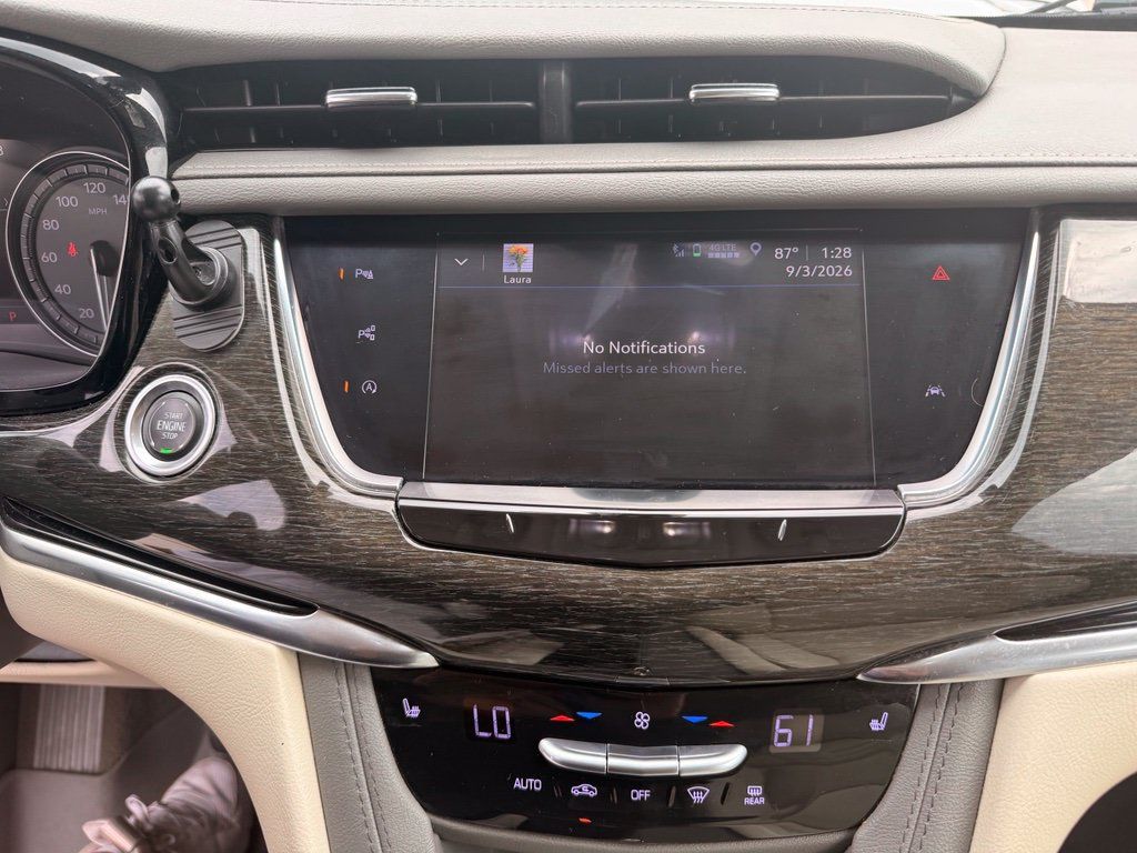 Used 2020 Cadillac XT6 Premium Luxury FWD image 13