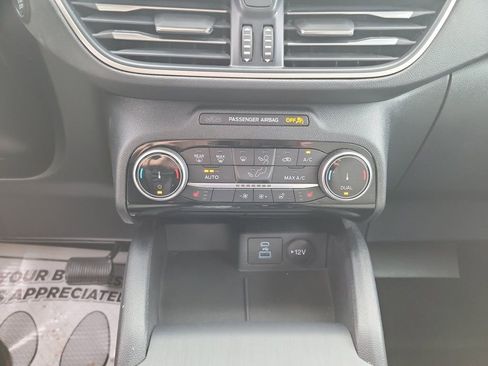 Used 2022 Ford Escape SE w/ Convenience Package image 21
