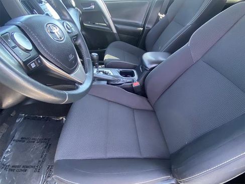 Certified 2018 Toyota RAV4 XLE FWD image 20