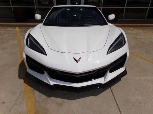 Used 2026 Chevrolet Corvette Z06 image 2