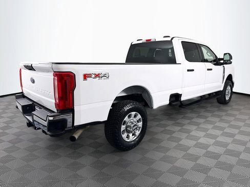 Used 2024 Ford F350 XLT w/ FX4 Off-Road Package AWD/4WD image 7