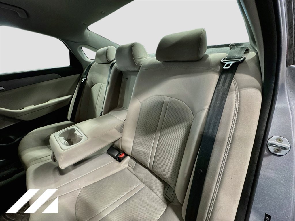 Used 2016 Hyundai Sonata SE w/ Cargo Package FWD image 24