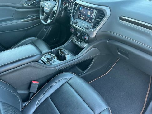 Used 2023 GMC Acadia AT4 w/ Technology Package AWD/4WD image 19