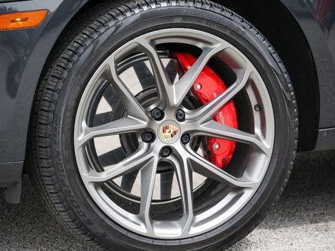 Certified 2025 Porsche Macan GTS AWD/4WD image 14