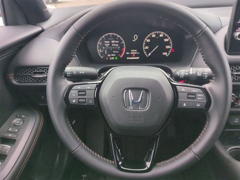 Used 2023 Honda HR-V LX image 22