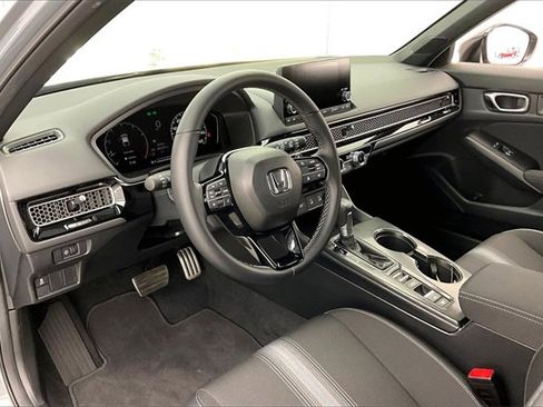 Certified 2025 Honda Civic Sport image 16