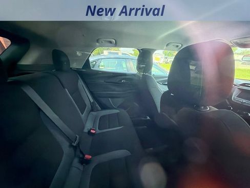 Used 2022 Chevrolet TrailBlazer LT AWD/4WD image 4