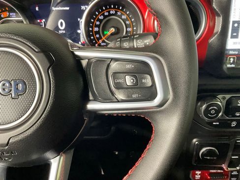Used 2023 Jeep Wrangler Unlimited Rubicon AWD/4WD image 24