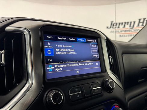 Used 2021 Chevrolet Silverado 1500 LT Trail Boss w/ Convenience Package II AWD/4WD image 21