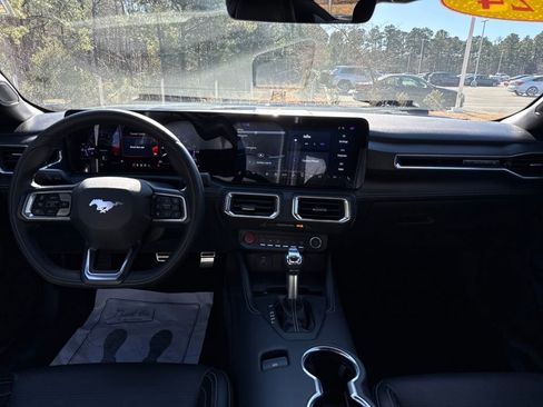 Used 2024 Ford Mustang Premium image 16