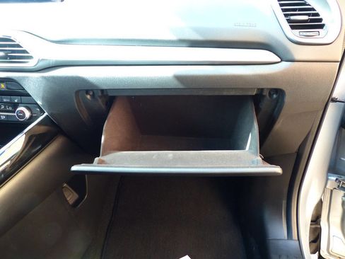 Used 2023 MAZDA CX-9 Touring image 42