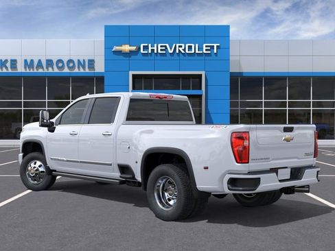 New 2026 Chevrolet Silverado 3500 High Country w/ High Country Premium Package AWD/4WD image 3