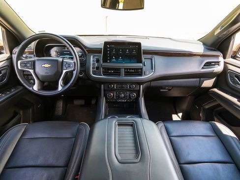Certified 2024 Chevrolet Tahoe Premier AWD/4WD image 12