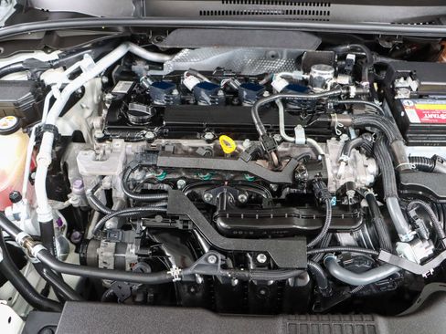 Used 2020 Toyota Corolla SE FWD image 28