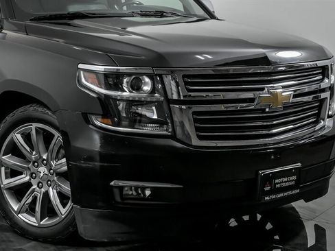 Used 2015 Chevrolet Suburban LTZ image 2