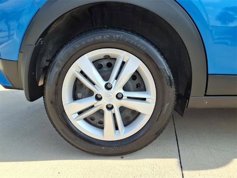 Certified 2024 Nissan Kicks S image 19