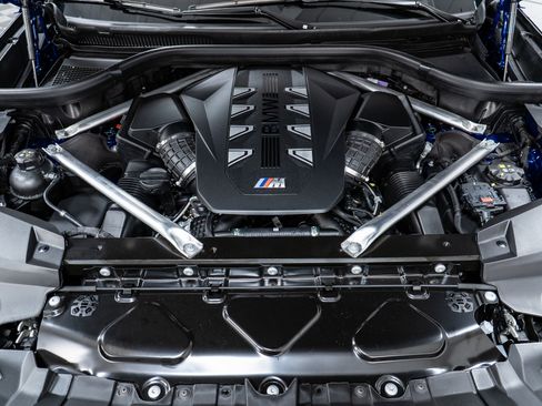 Used 2026 BMW X7 M60i AWD/4WD image 9