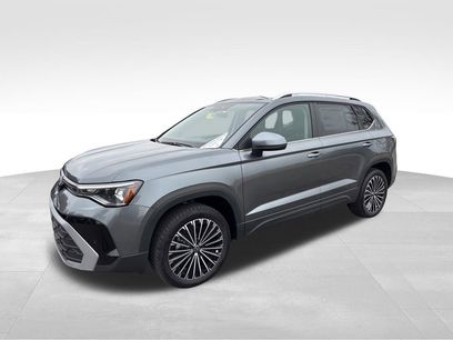 New 2025 Volkswagen Taos SE