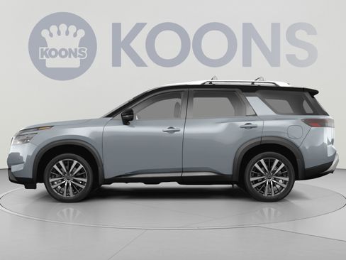 Used 2024 Nissan Pathfinder Platinum AWD/4WD image 2